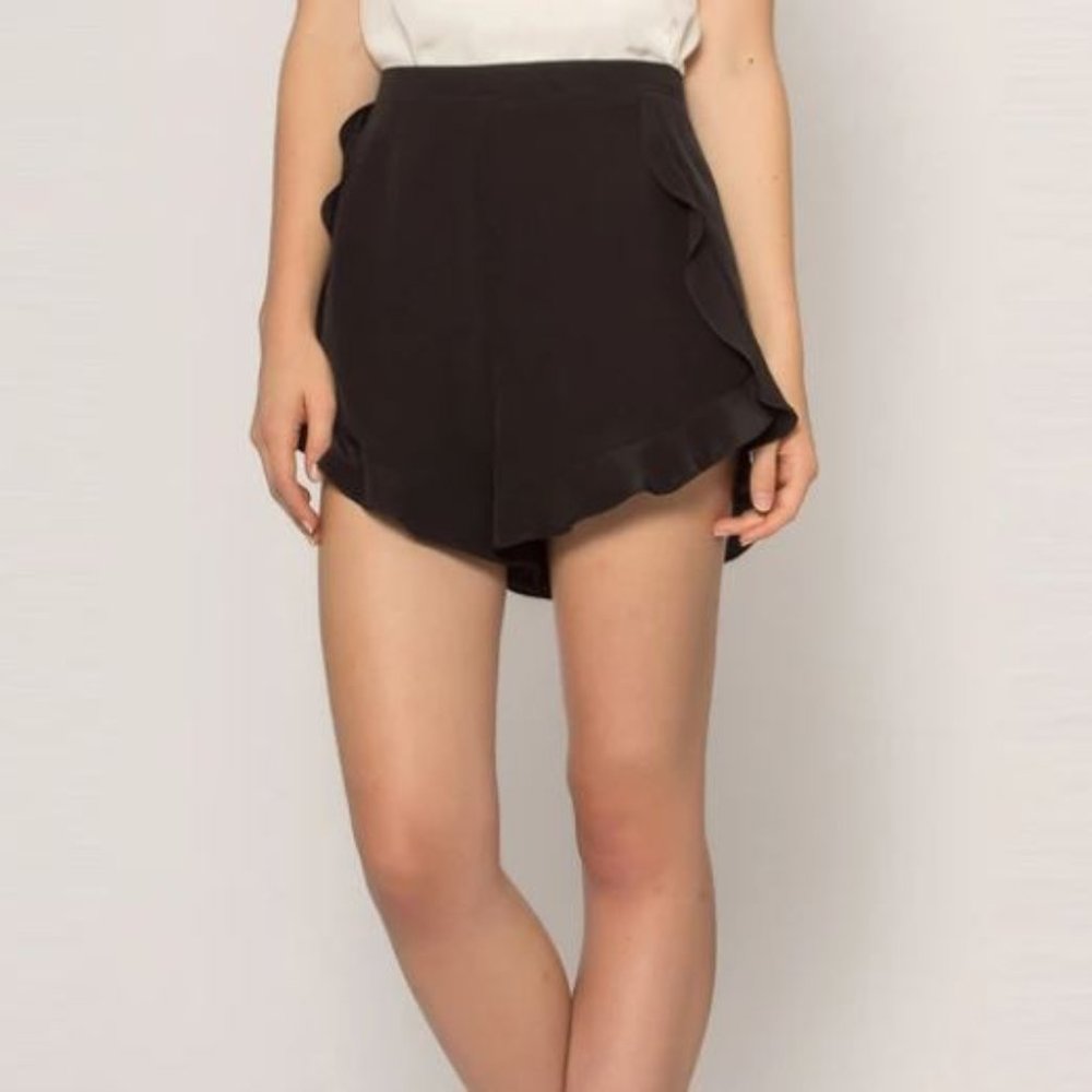 BLACK RUFFLED SILK SHORTS